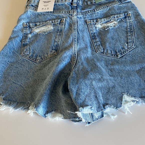 ZARA New Women’s High Rise Jean Shorts - Picture 8 of 8